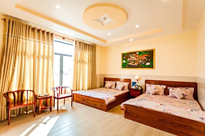 Room 16 of 49