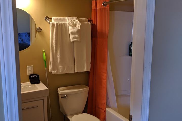 Room 62 of 85