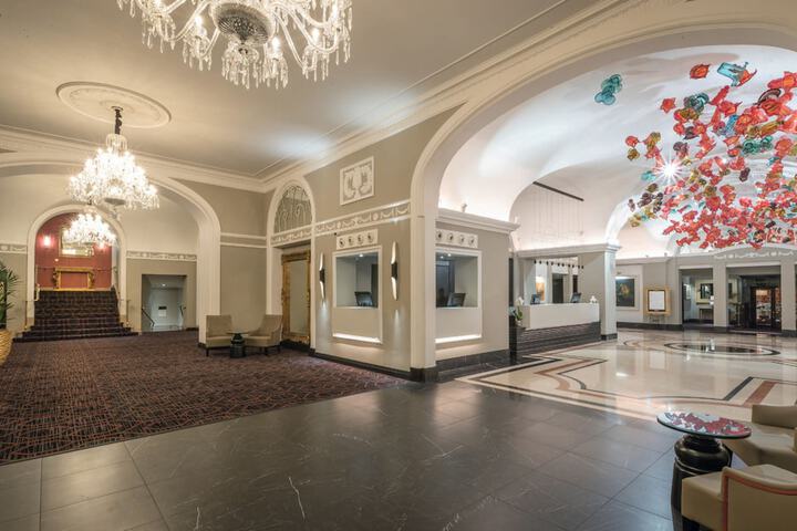 Guest Lobby