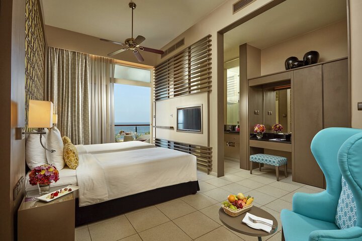 Room 17 of 63