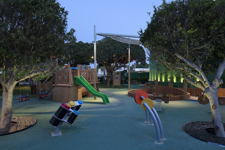Childrens Activities 216 of 311