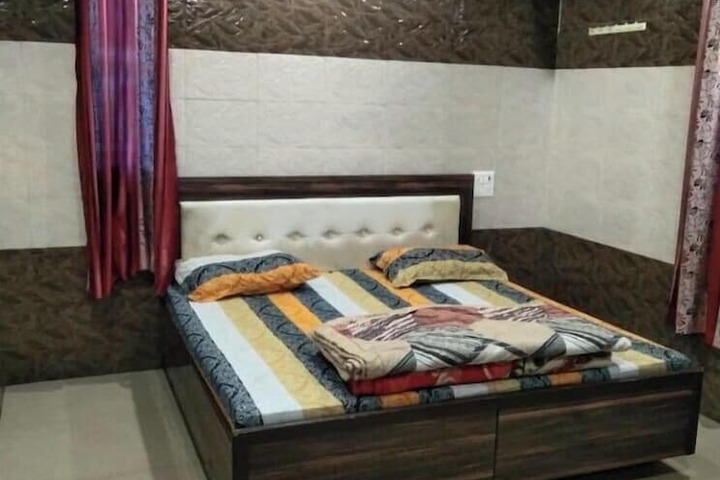 Room 15 of 23