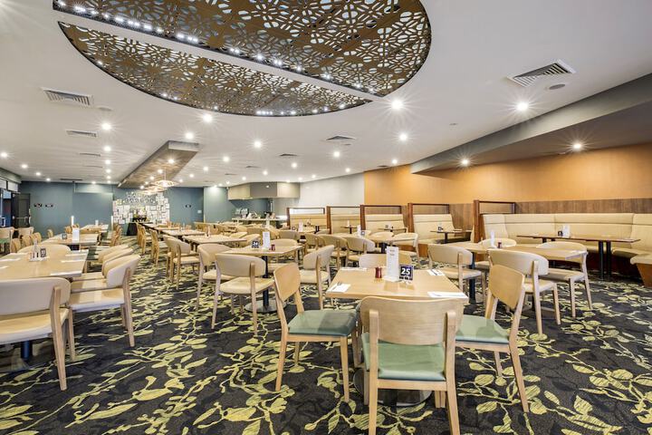 Dining Photos