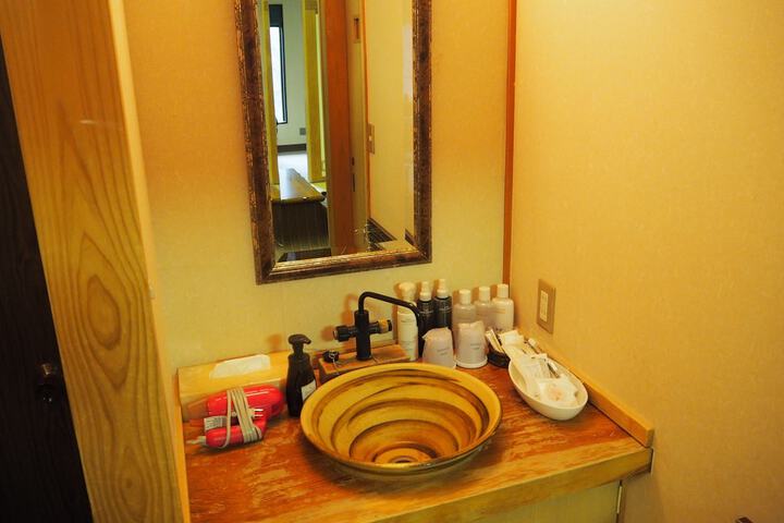Vanity Photo