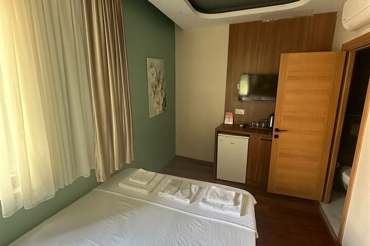 Room 37 of 56
