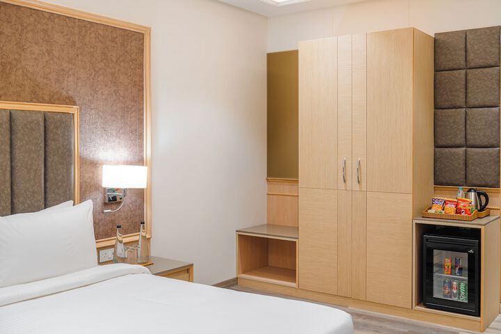 Room 15 of 39