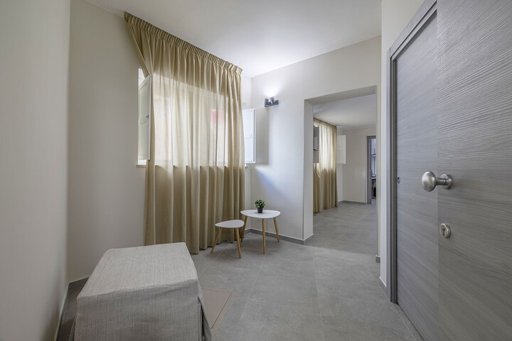 Room 42 of 75
