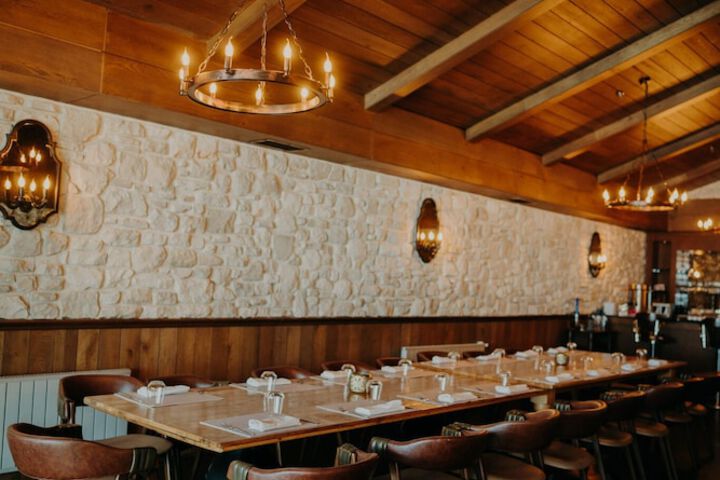 Dining 82 of 120
