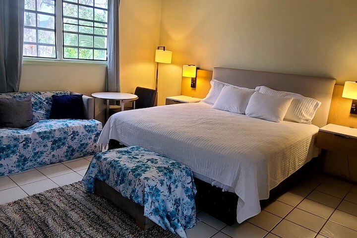 Room 26 of 111