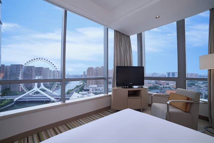 Room 14 of 85