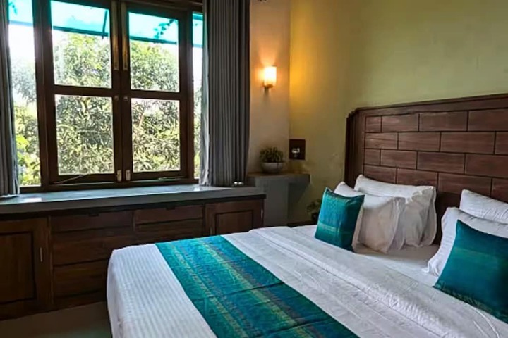 Room 7 of 35