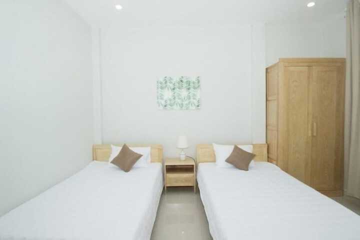 Room 16 of 35