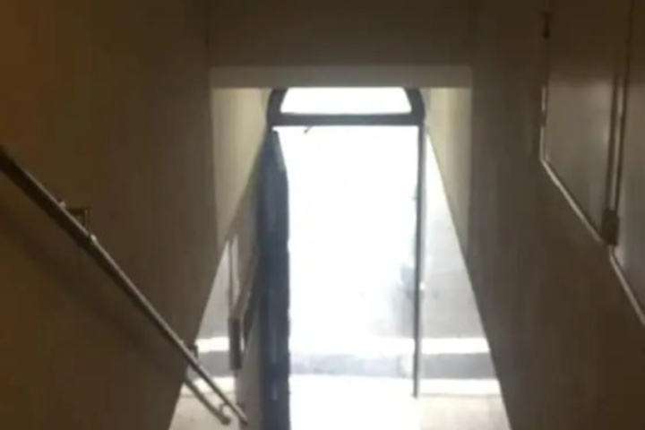 Room 14 of 24