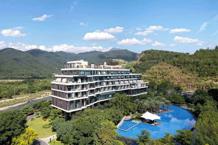 Hotel 14 of 16