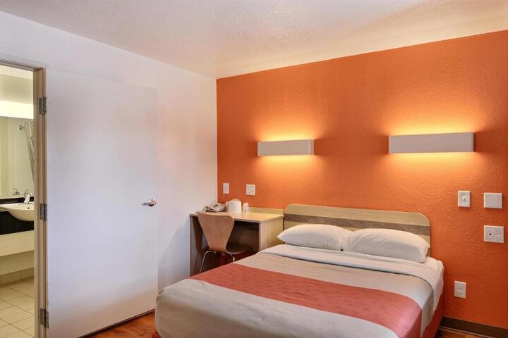 1 Double Bed (7 of 21)