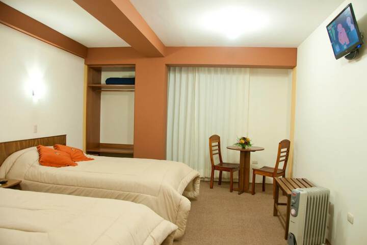 Room 3 of 22