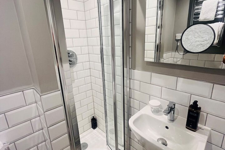 Room 54 of 111