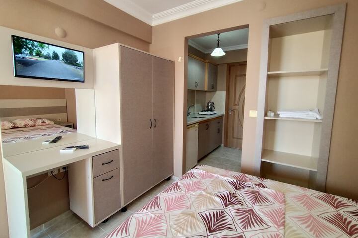 Room 16 of 49