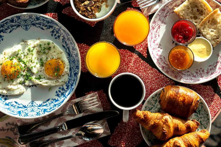 Breakfast/Coffee Service 102 of 225