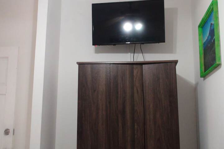 Room 6 of 23