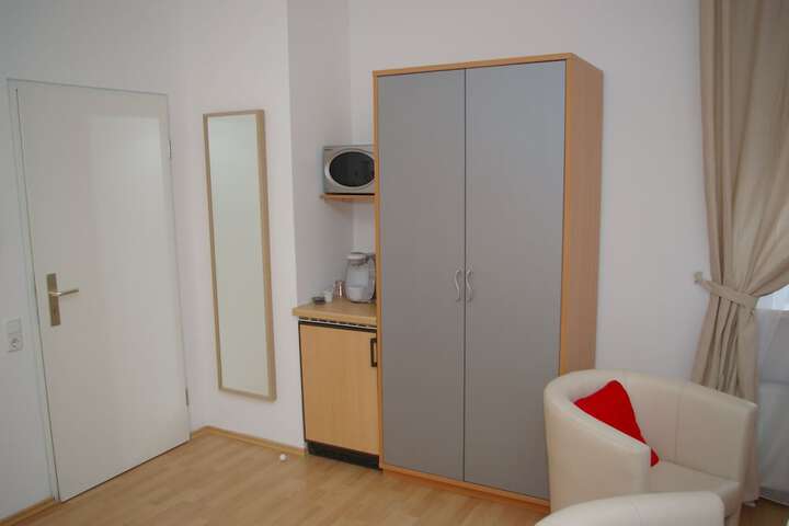 Room 18 of 26