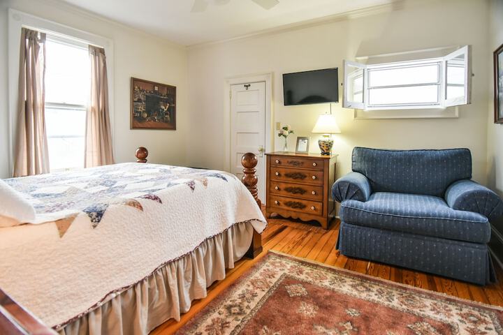 Room 30 of 71