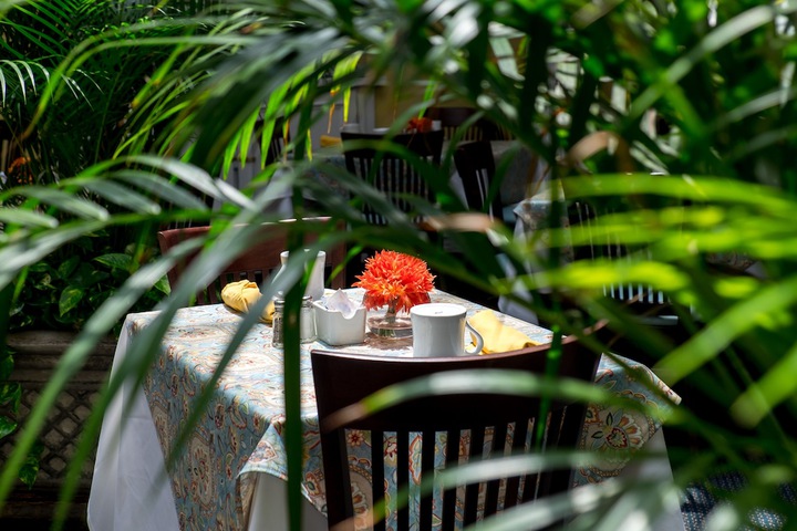 Breakfast area