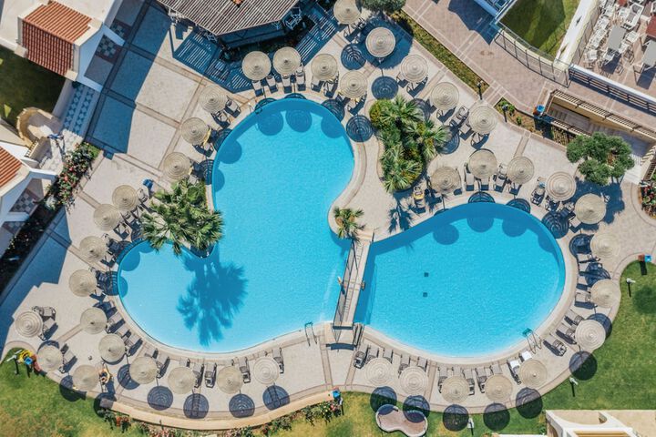Pool 64 of 113