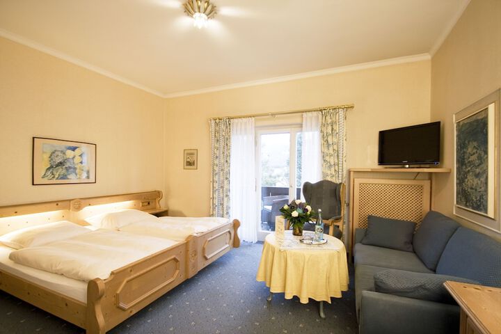 Room 5 of 24