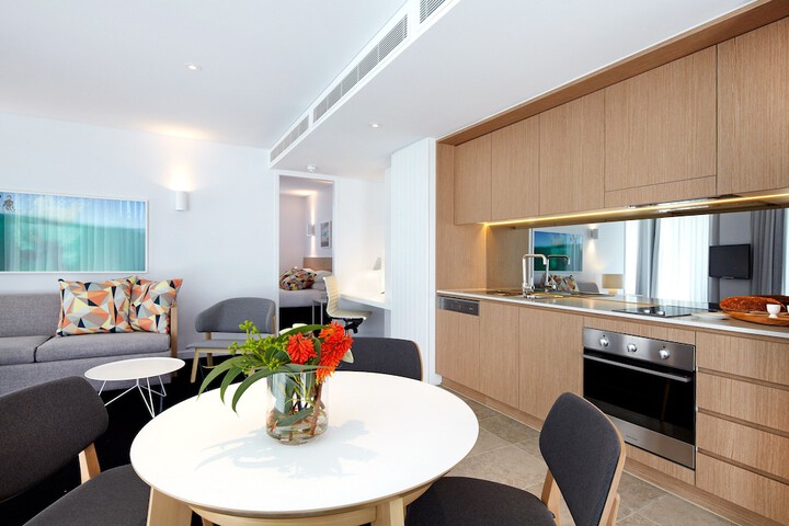 Dining Photos