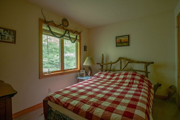 Room 3 of 20