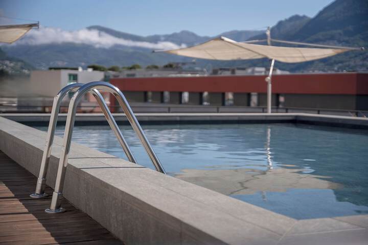 Pools & Facilities