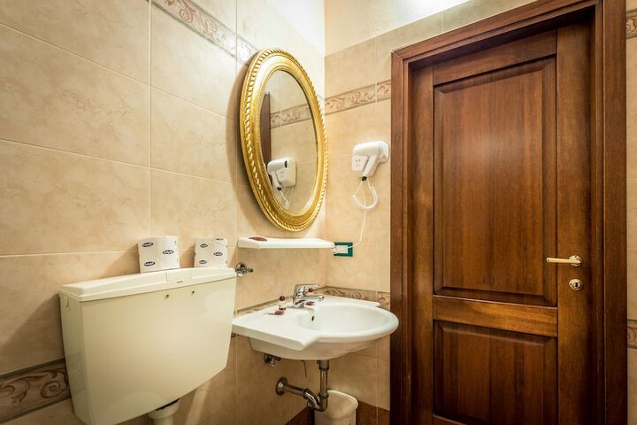 Clean Restrooms