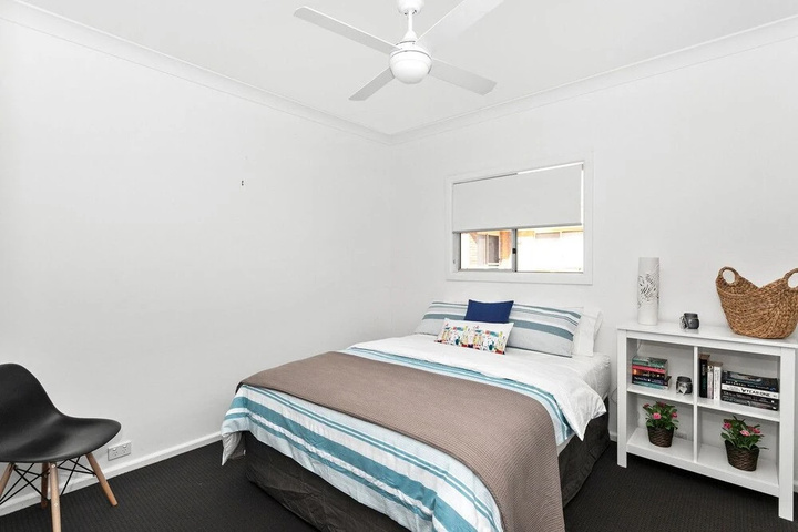 Room 4 of 10