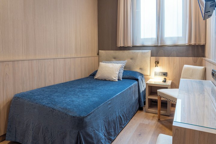 Room 25 of 125