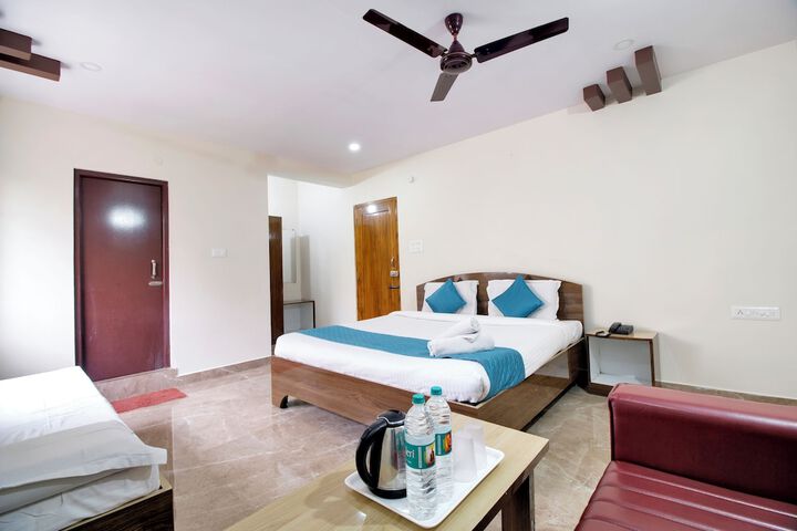 Room 8 of 17