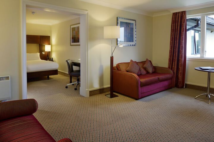 Room 21 of 204