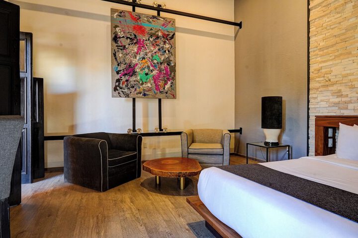 Room 26 of 44