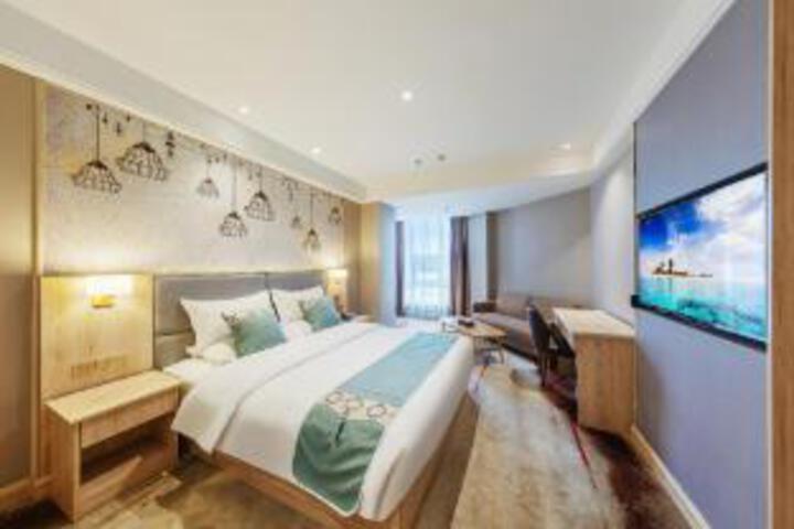 Room 19 of 20