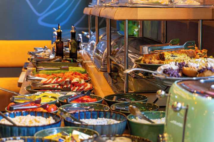 Dining 60 of 79