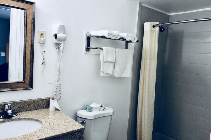Room 18 of 35