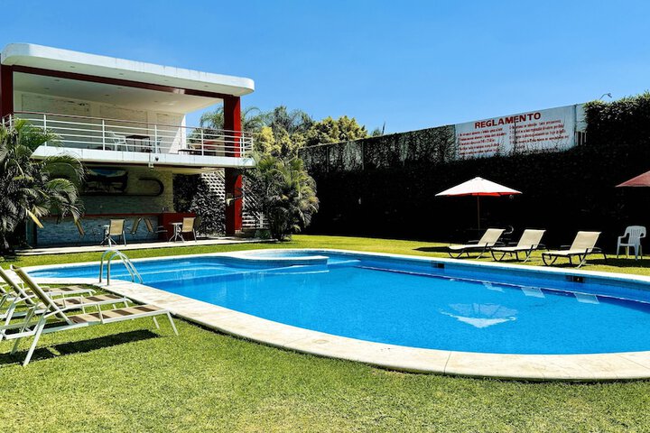 Pool 22 of 41