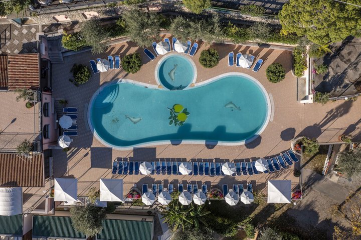 Pool Hotel