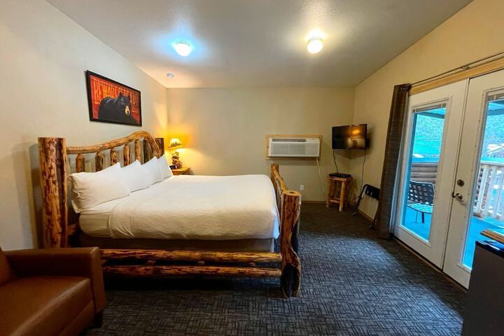 Room 17 of 140