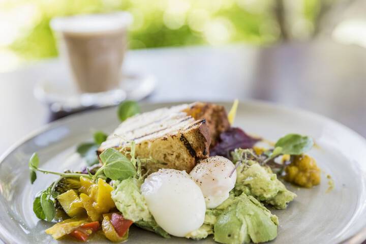 Breakfast/Coffee Service 107 of 123