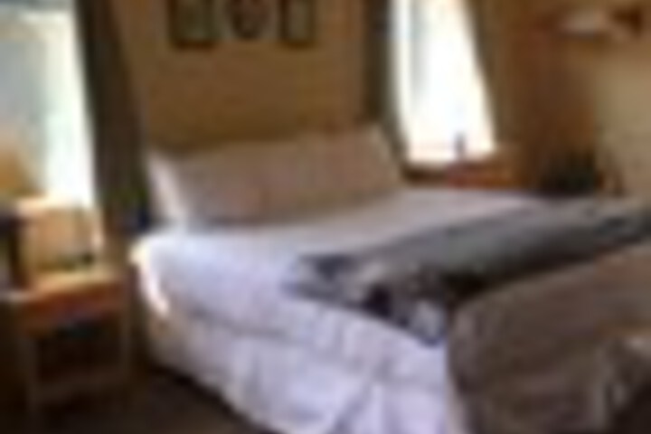 Room 11 of 279