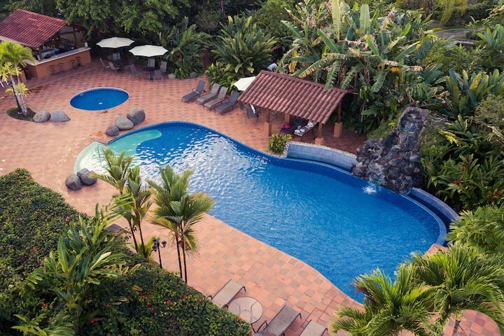 Pool Hotel
