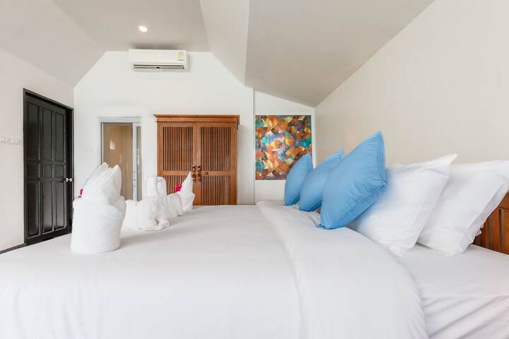 Room 10 of 46