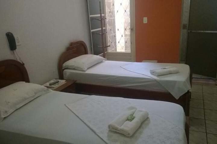Room 27 of 50