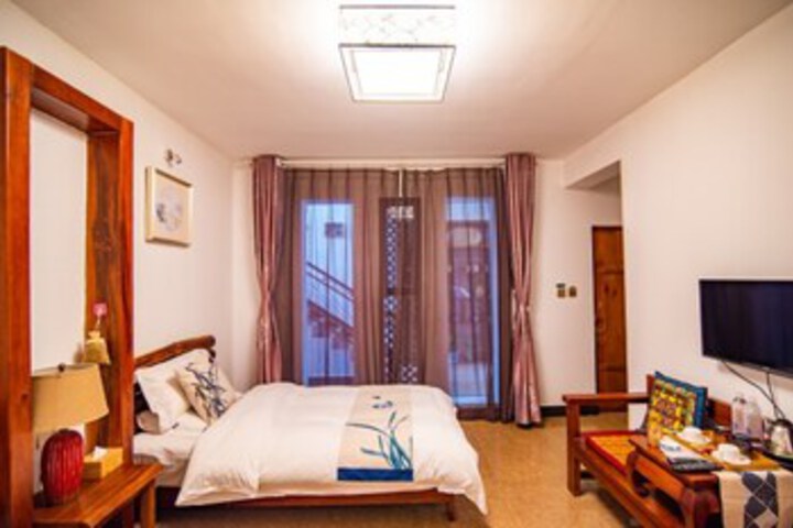 Room 28 of 70